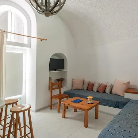 Vallas & Aparthotel 3*