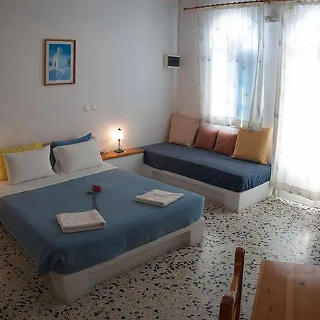Vallas & Aparthotel