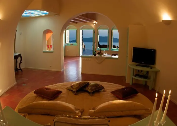 Vallas & Lägenhetshotell Firostefani