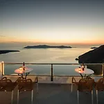 Vallas & Hotel apartamentowy 4*