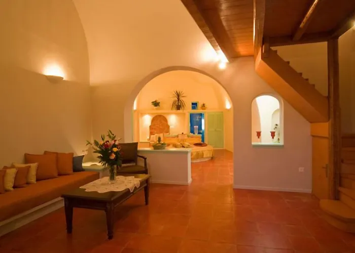 Vallas & Apart-hotel Firostefani