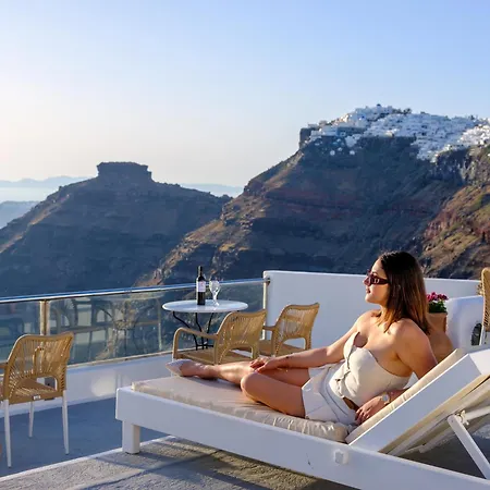 Vallas & 4* Firostefani