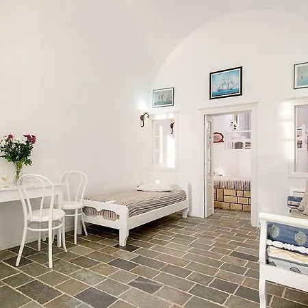 Vallas & Aparthotel 4*