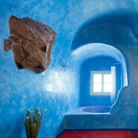 Vallas & 4* Firostefani