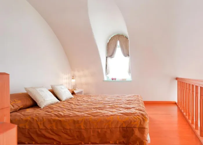 Hotel apartamentowy Vallas & Firostefani